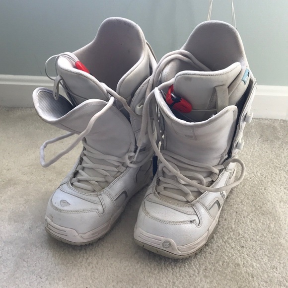 Burton coco women’s snowboard boots - Picture 2 of 3